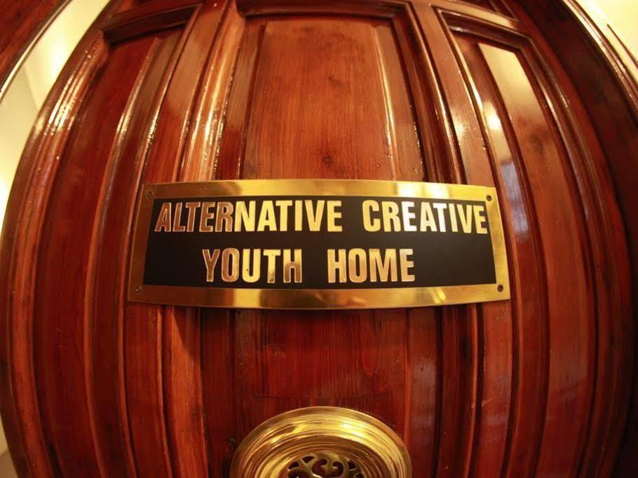Alternative Creative Youth Hostel Barcelona Ngoại thất bức ảnh